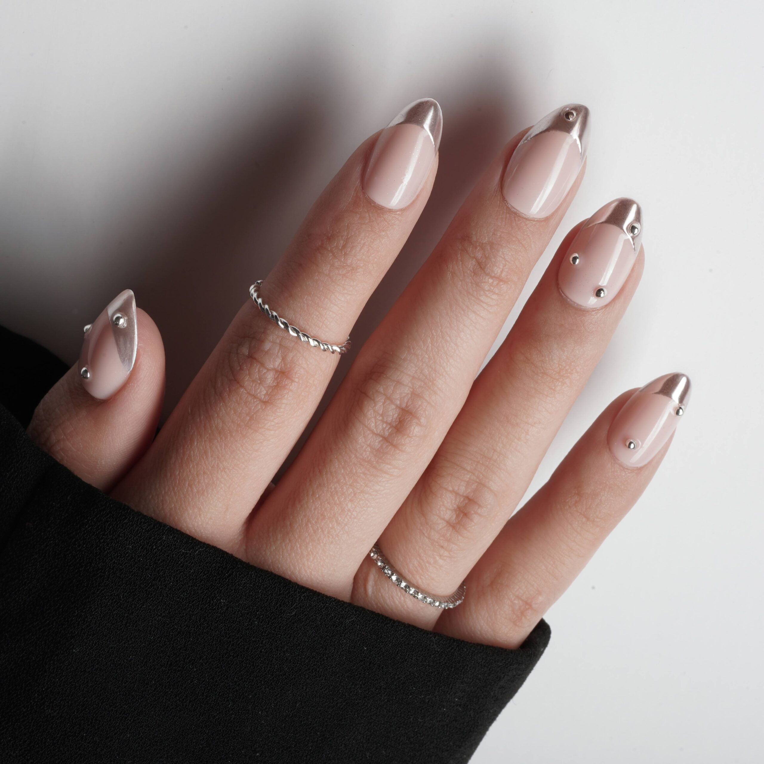 Silver Pearls - Almond - Image 6